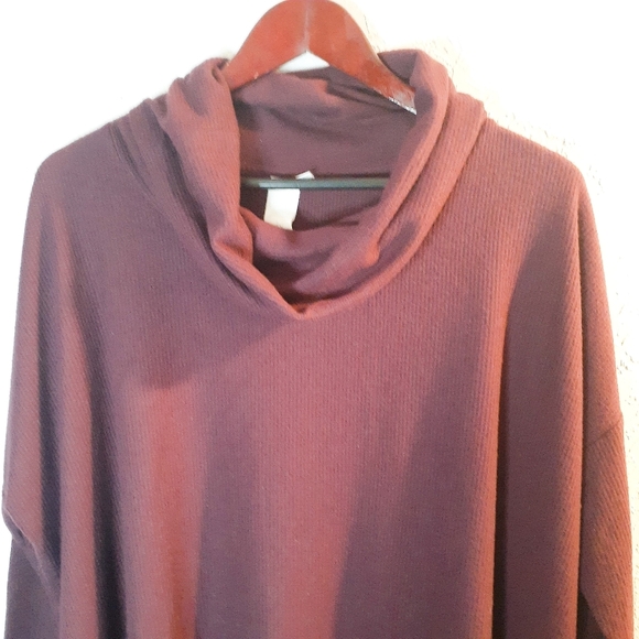 AdyP Nordstrom Long Sleeve Dark Red Sweater Size M - Picture 3 of 7